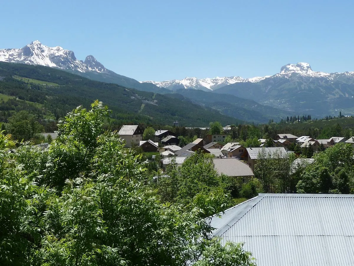 Mini-hôtel Gîte d'Etape Auberge de l'Ardoisière Jausiers